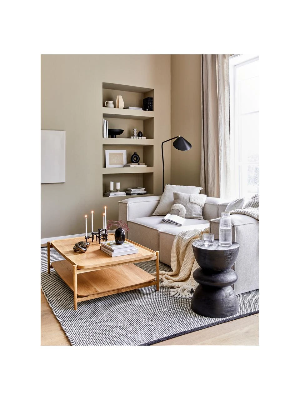 Westwing Collection Beistelltisch Benno aus Mangoholz, Ø 35 x H 50 cm – Bild 2