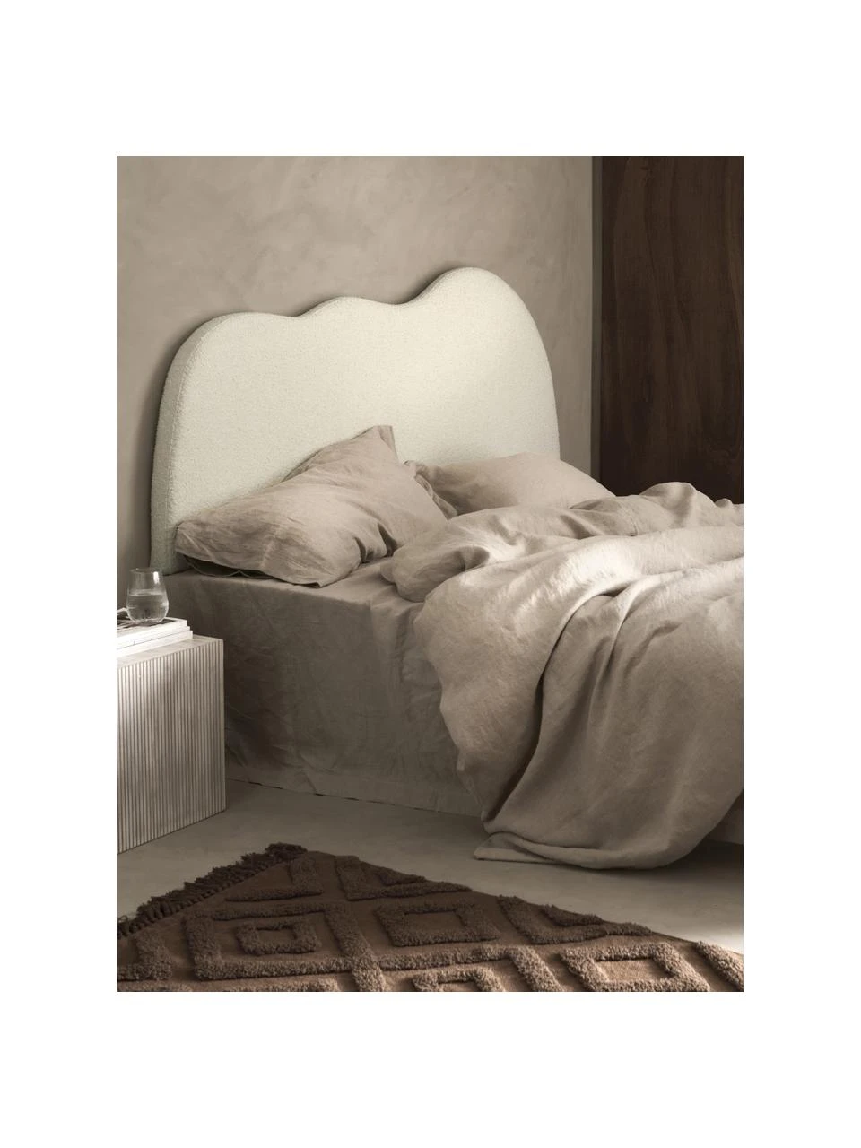 Gepolstertes Bouclé-Kopfteil Wave in Weiß, B 184 x H 80 cm – Bild 2
