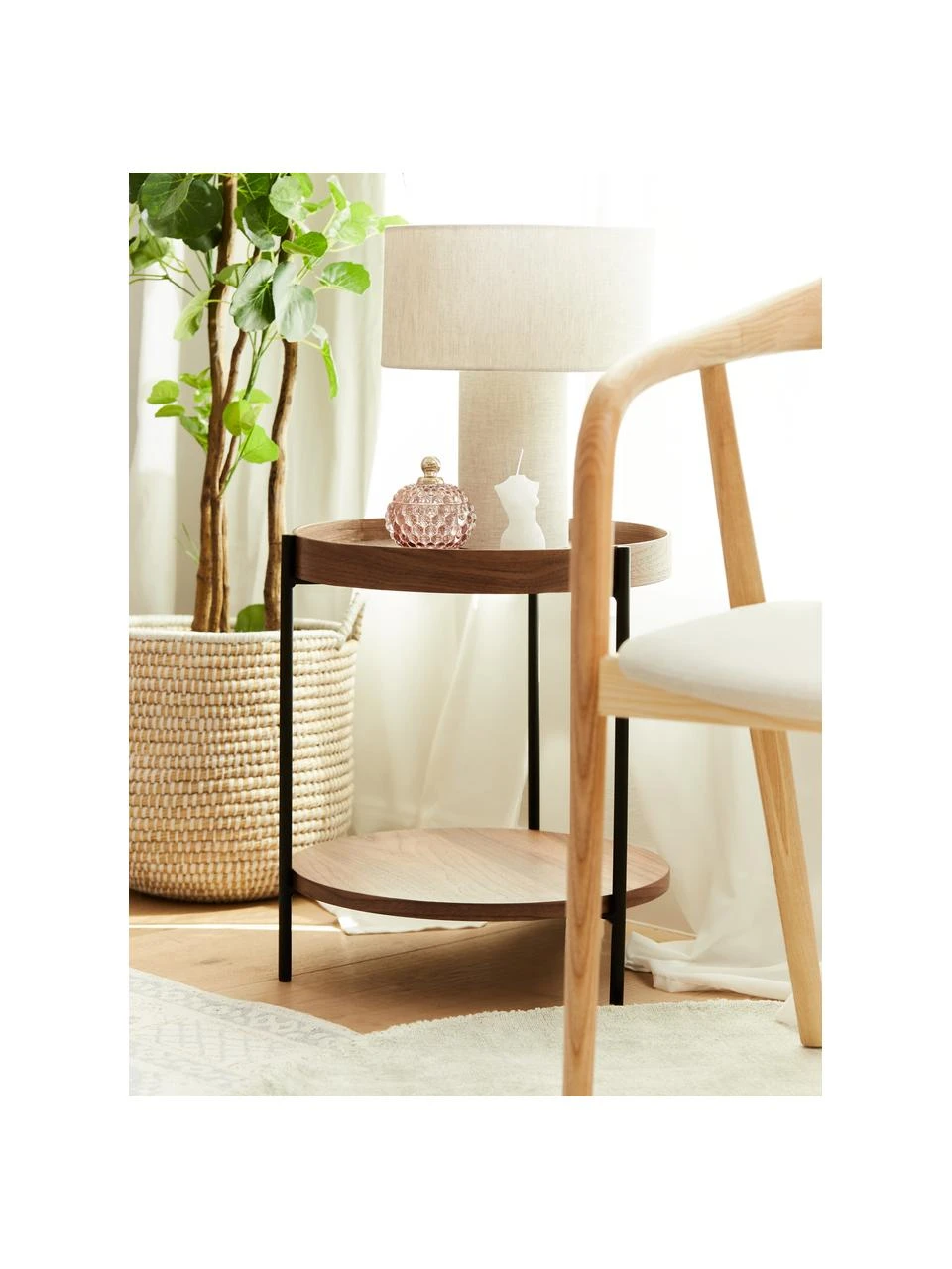 Westwing Collection Holz-Beistelltisch Renee in Dunkelbraun, Ø 44 x H 49 cm – Bild 2