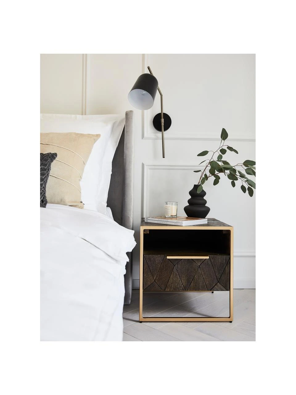 Westwing Collection Nachttisch Harry aus massivem Mangoholz, B 45 x H 45 cm – Bild 2