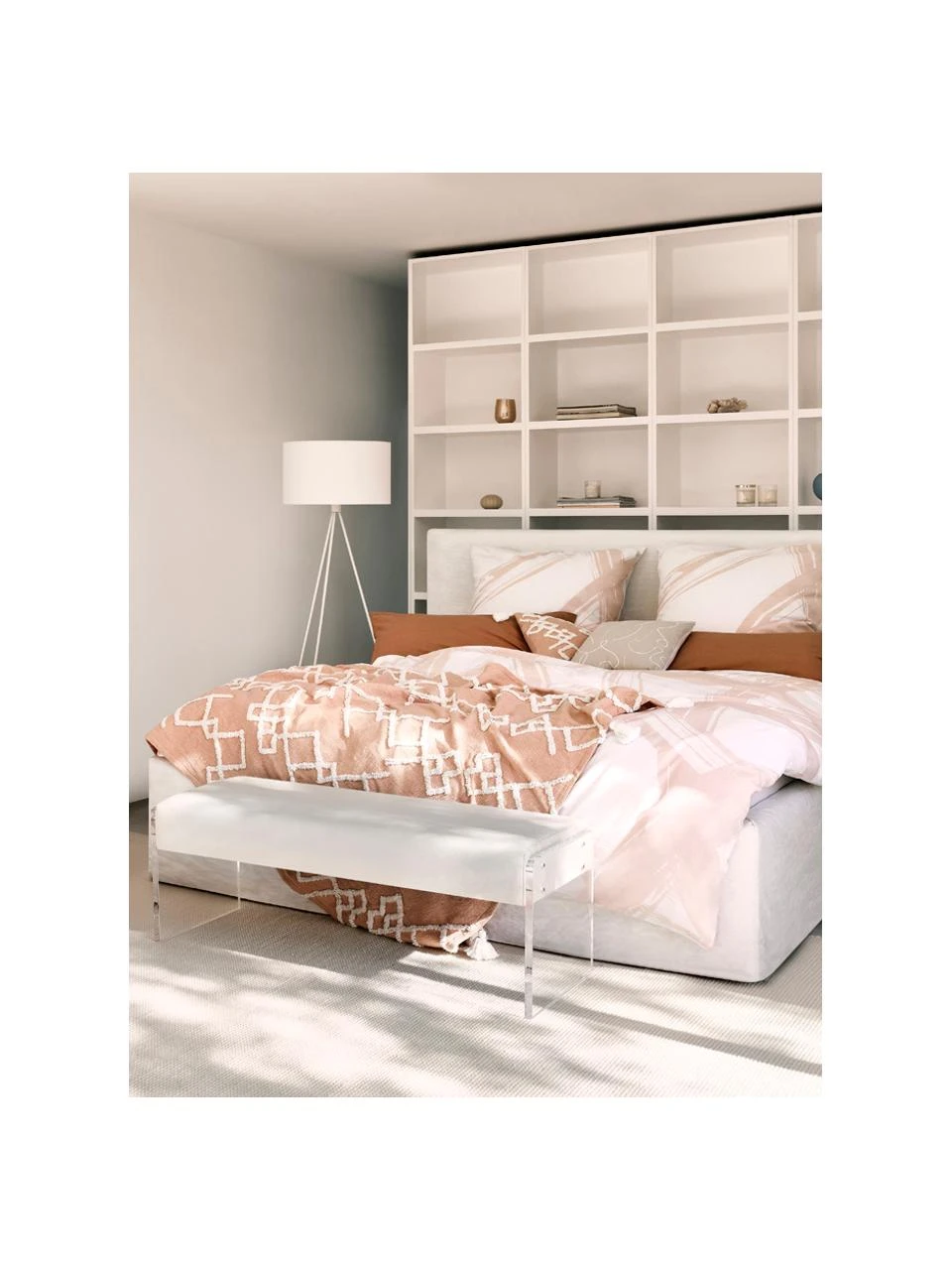 Westwing Collection Polsterbett Feather mit Stauraum in Cremeweiß, 140 x 200 cm – Bild 3