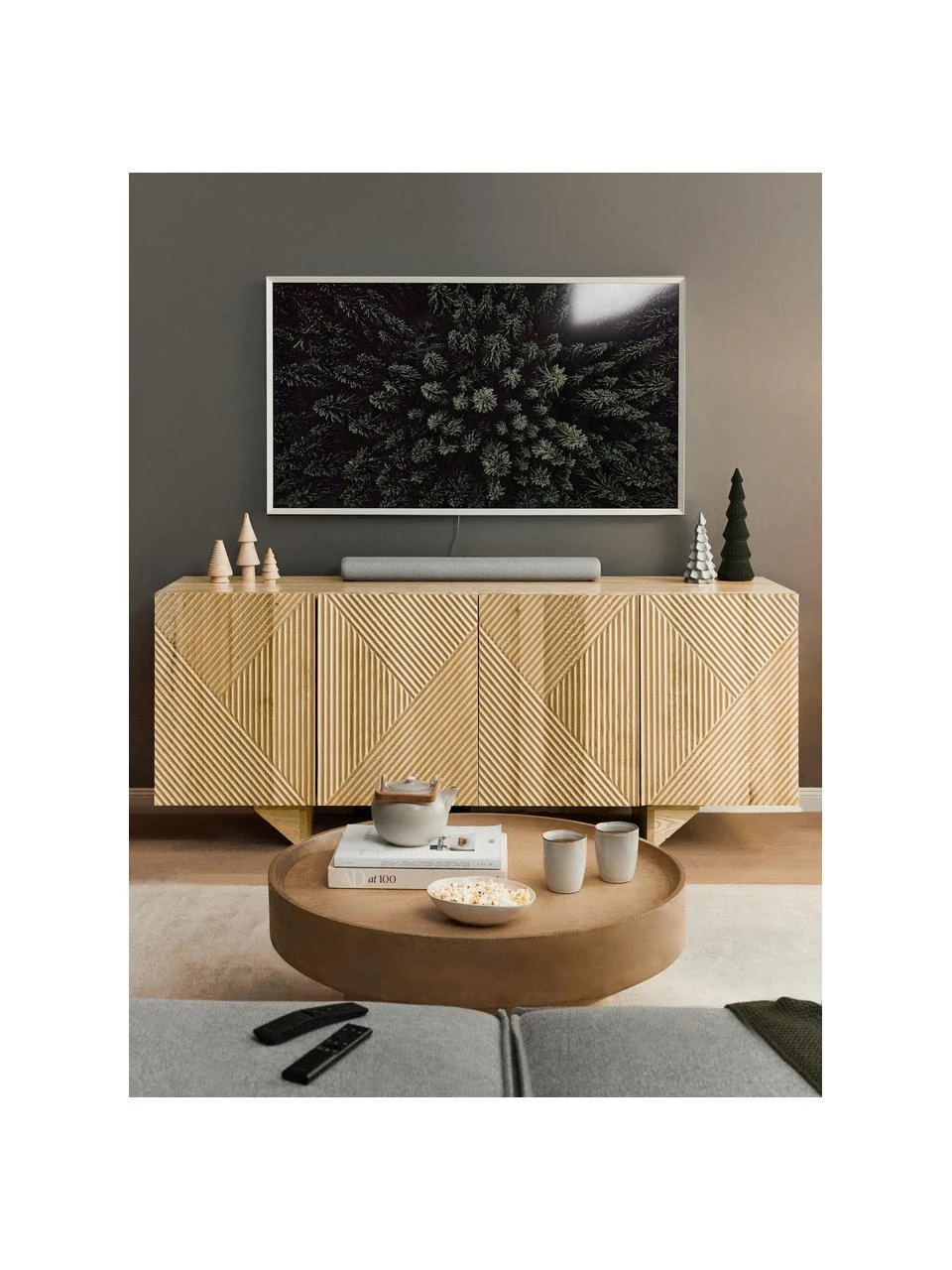 Westwing Collection Sideboard Louis aus Massivholz mit Türen, B 177 x H 75 cm – Bild 4